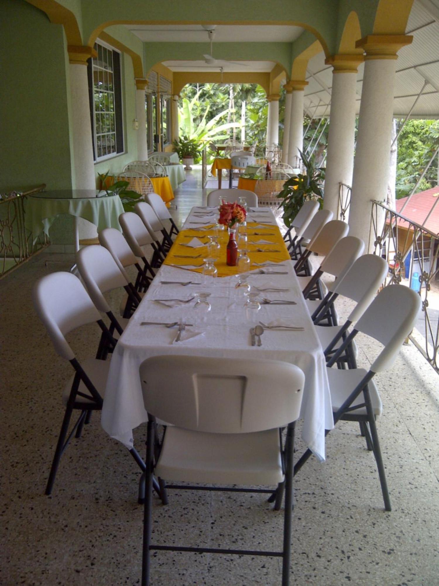 Palm Bay Guest House & Restaurant Montego Bay Ngoại thất bức ảnh